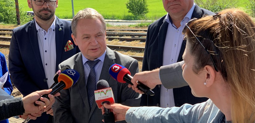 Slávnostný začiatok prác v Pezinku 1 Slávnostný začiatok prác v Pezinku 1