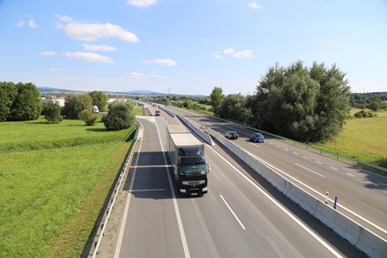 Výmena zvodidiel na D1 Prešov Budimír 2016 (6)